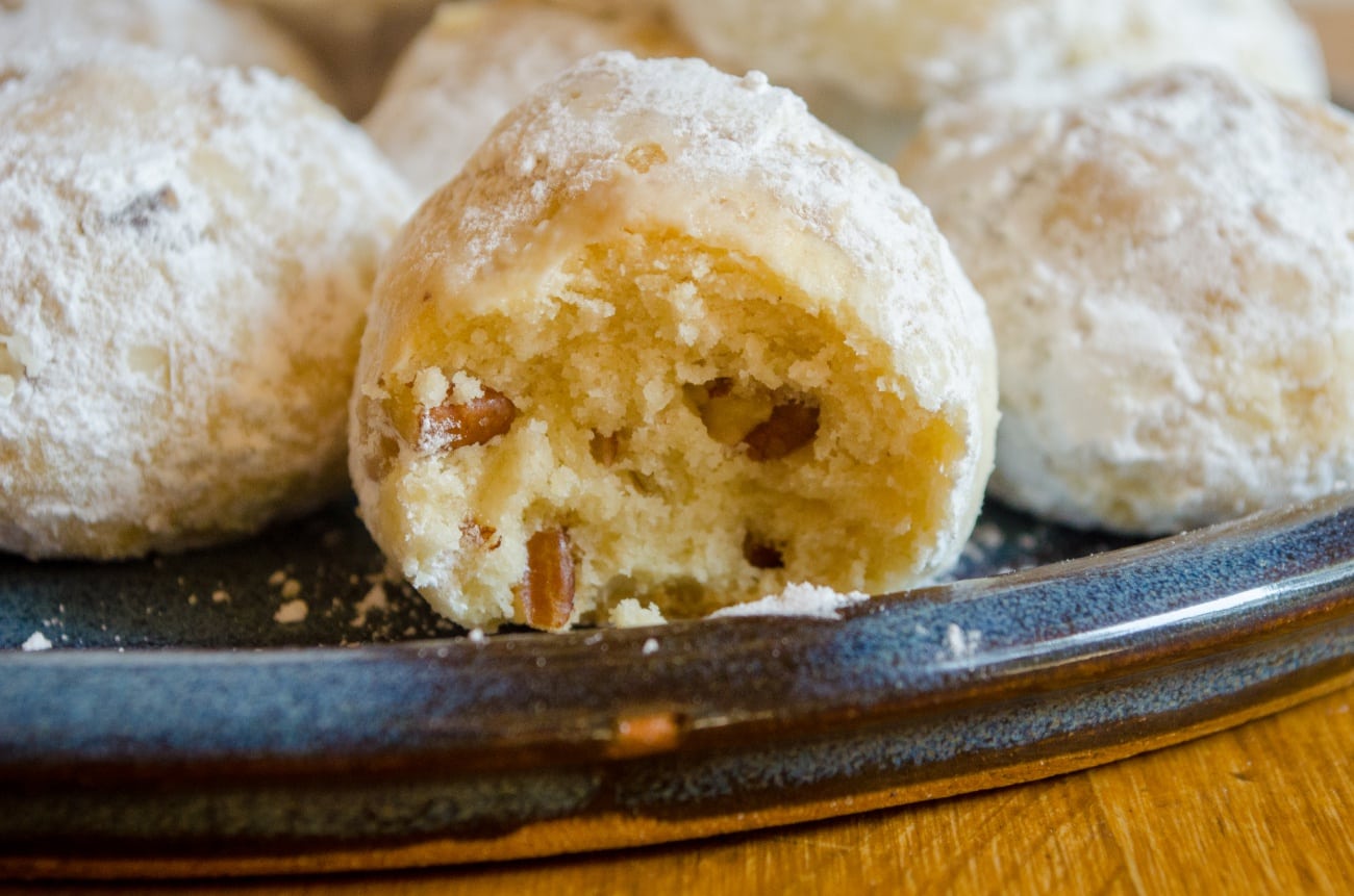 Recipe Tin Project  Pecan Cookie Balls â 12 Tomatoes